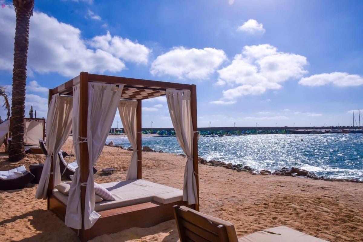 Fleet Club Mahrousa Alexandria Exterior foto Beach in Marina El Alamein